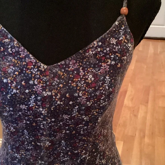 Women’s Floral Slip Dress in Deep Purple Size Small - Picture 3 of 7